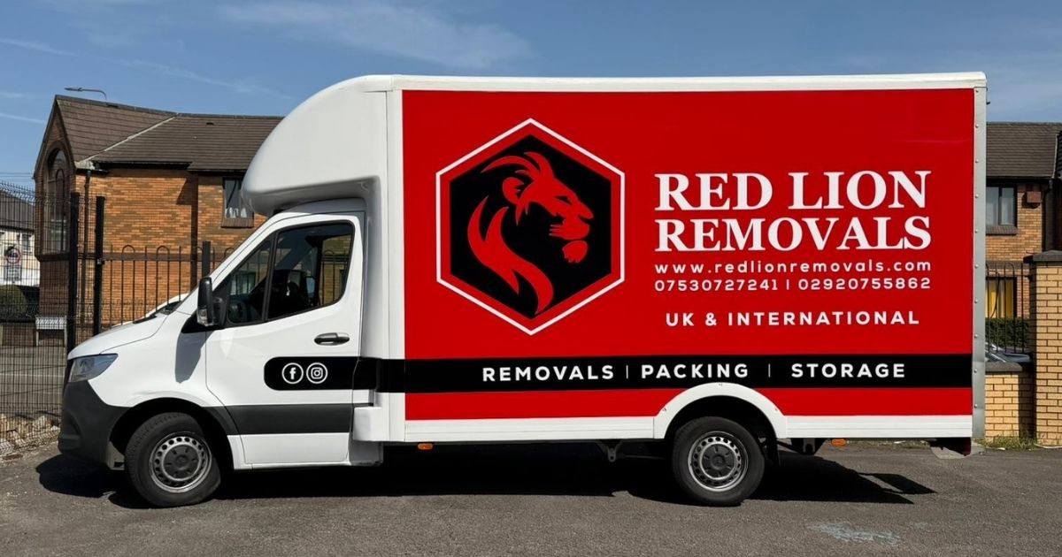 Red Lion Removals van on the Cardiff to Bristol route via the M4